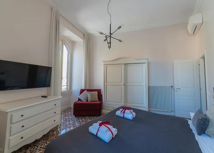 Vintage Ottaviano Apartment